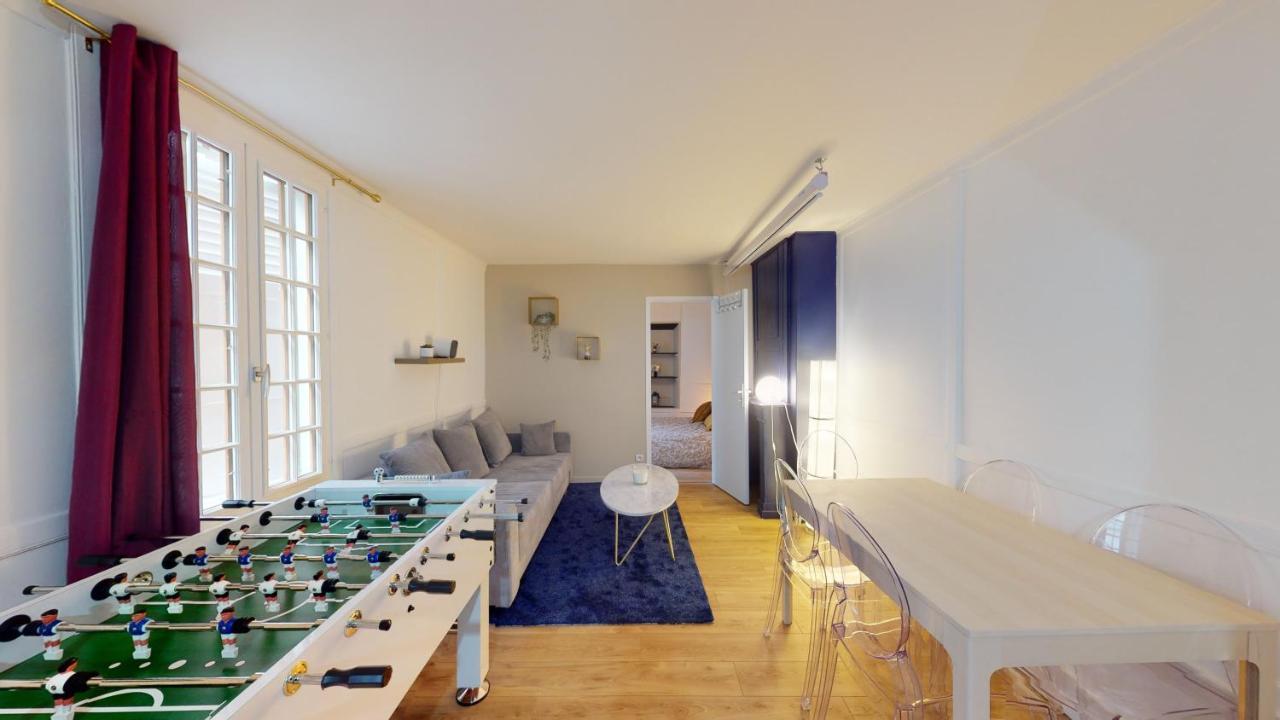 Duplex Entre La Cathedrale Et La Basilique Apartment Reims Exterior photo